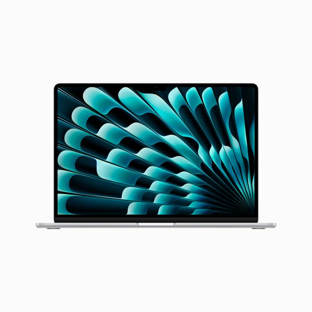 Apple 2023 MacBook Air laptop with M2 chip: 15.3-inch Liquid Retina display, 8GB RAM, 256GB SSD storage, backlit keyboard, 1080p FaceTime HD camera, Touch ID. Works with iPhone/iPad; Silver