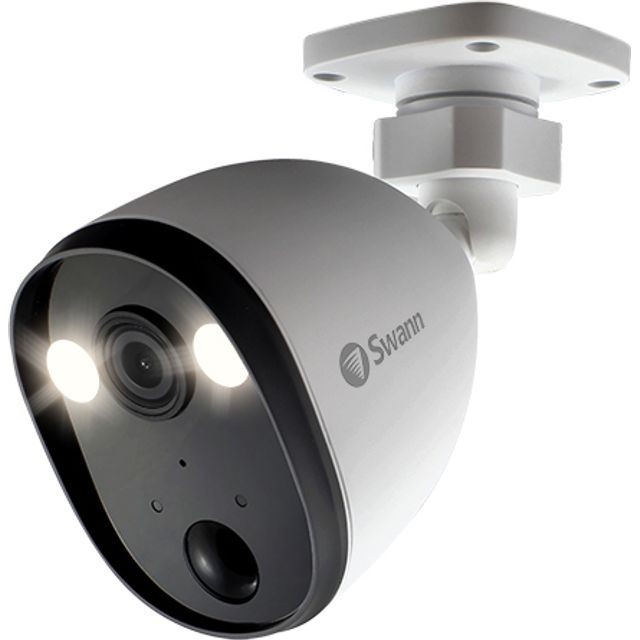 Swann Spotlight Security Camera Full HD 1080p Review