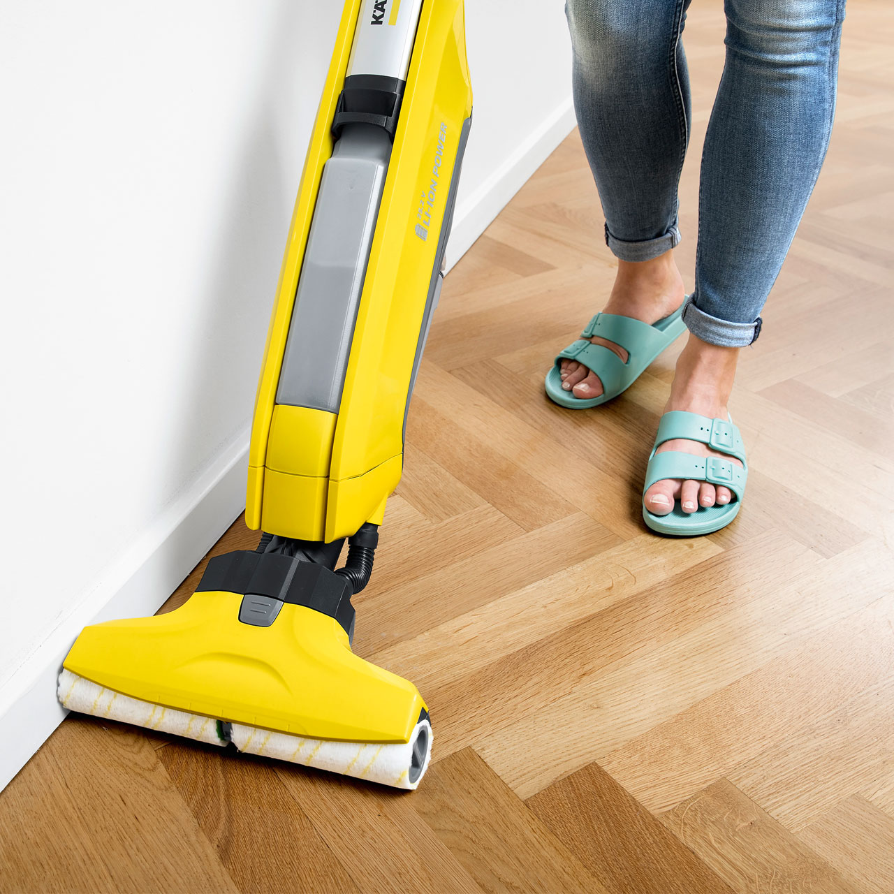 Karcher FC5 Cordless Hard Floor Cleaner Cordless New from AO