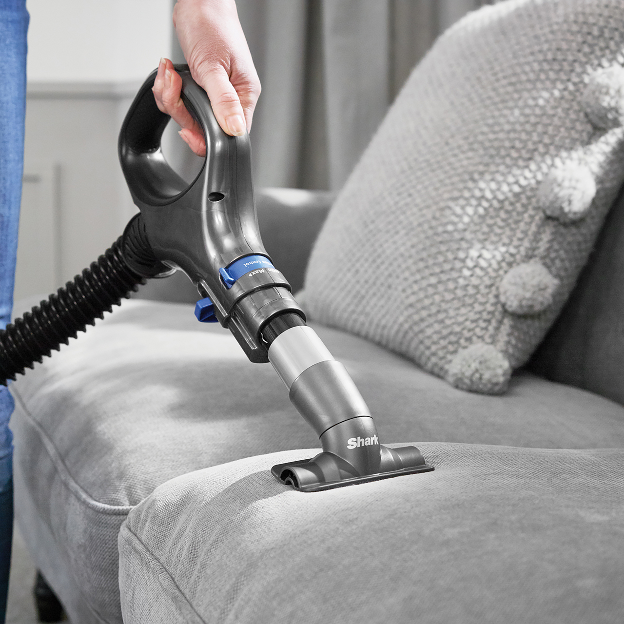 Shark NV601UK Lift Away Upright Vacuum Cleaner Hepa Filter Bagless 5