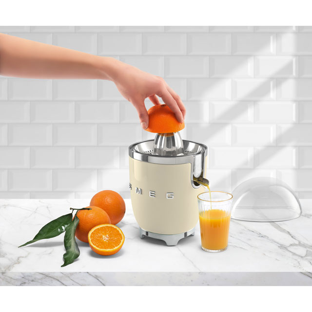 Smeg CJF01BLUK Juicer Review