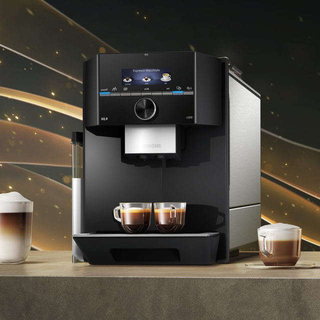Siemens EQ9 TI923309RW Bean to Cup Coffee Machine - Black