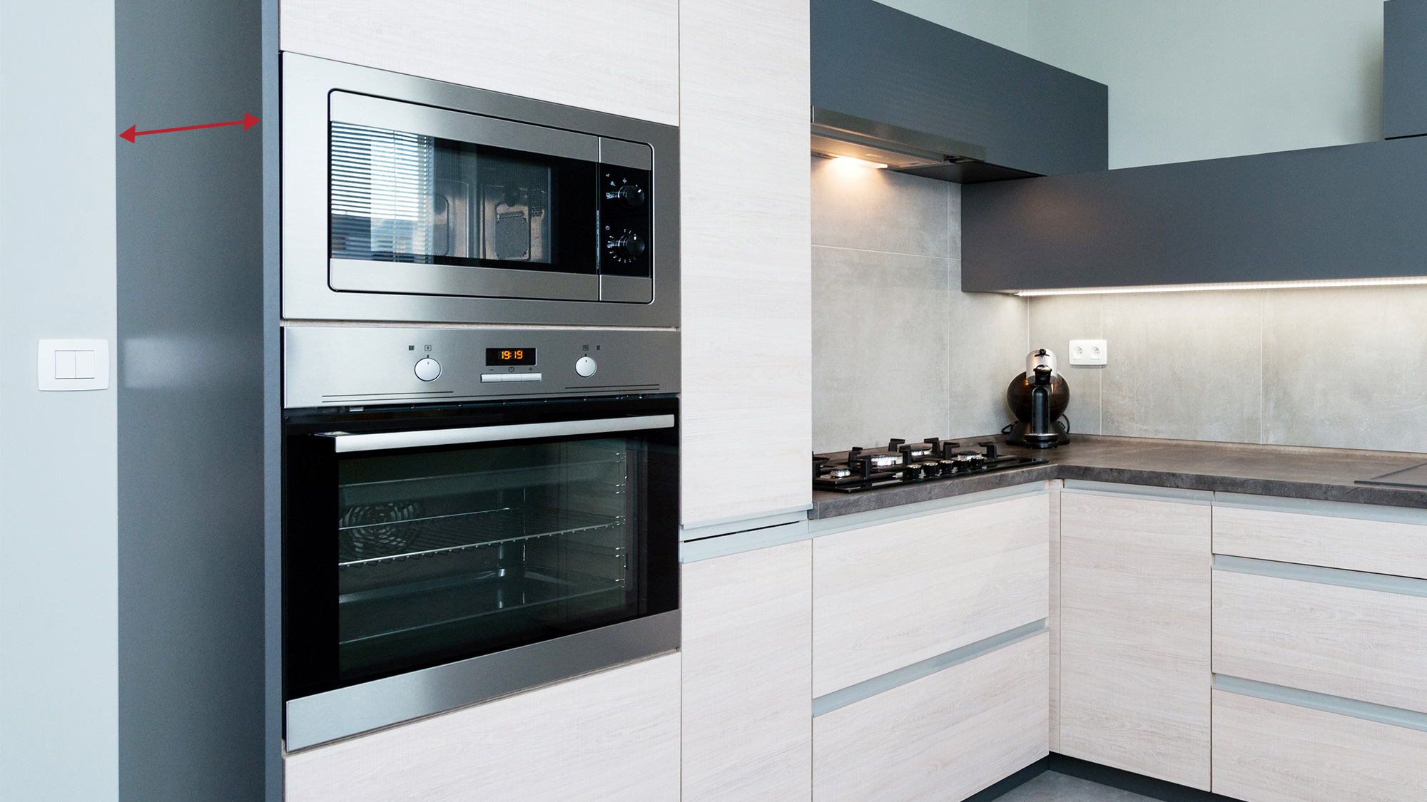 7 Space-Saving Ways to Integrate a Microwave in the Kitchen